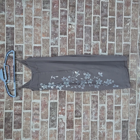 House of CB Blanca Crystal Embellished Midi Dress in Smoke Size S - Picture 6 of 6